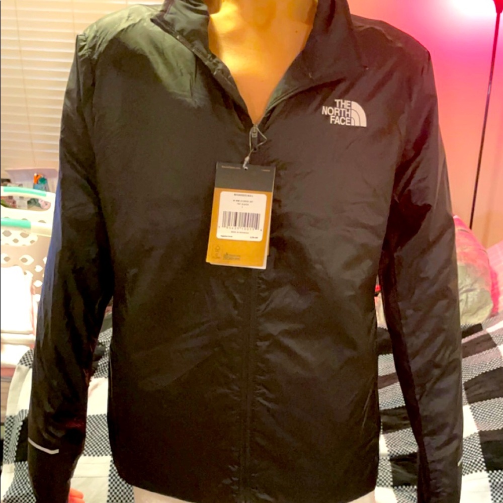 Black North face woman’s hybrid jacket, flash Dry, heat seeker eco.Never worn!